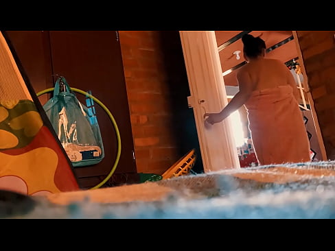 ❤️ Osabak dutxara jarraitzen nau, dutxatzen dudan bitartean izorratzen nau. ❌ Porno gurean eu.pornplaybb.ru ❌❤